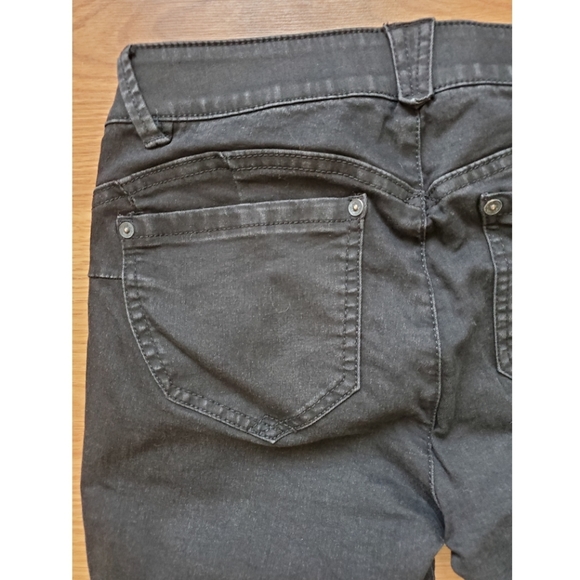 Democracy Black Skinny Jeans - Picture 7 of 12